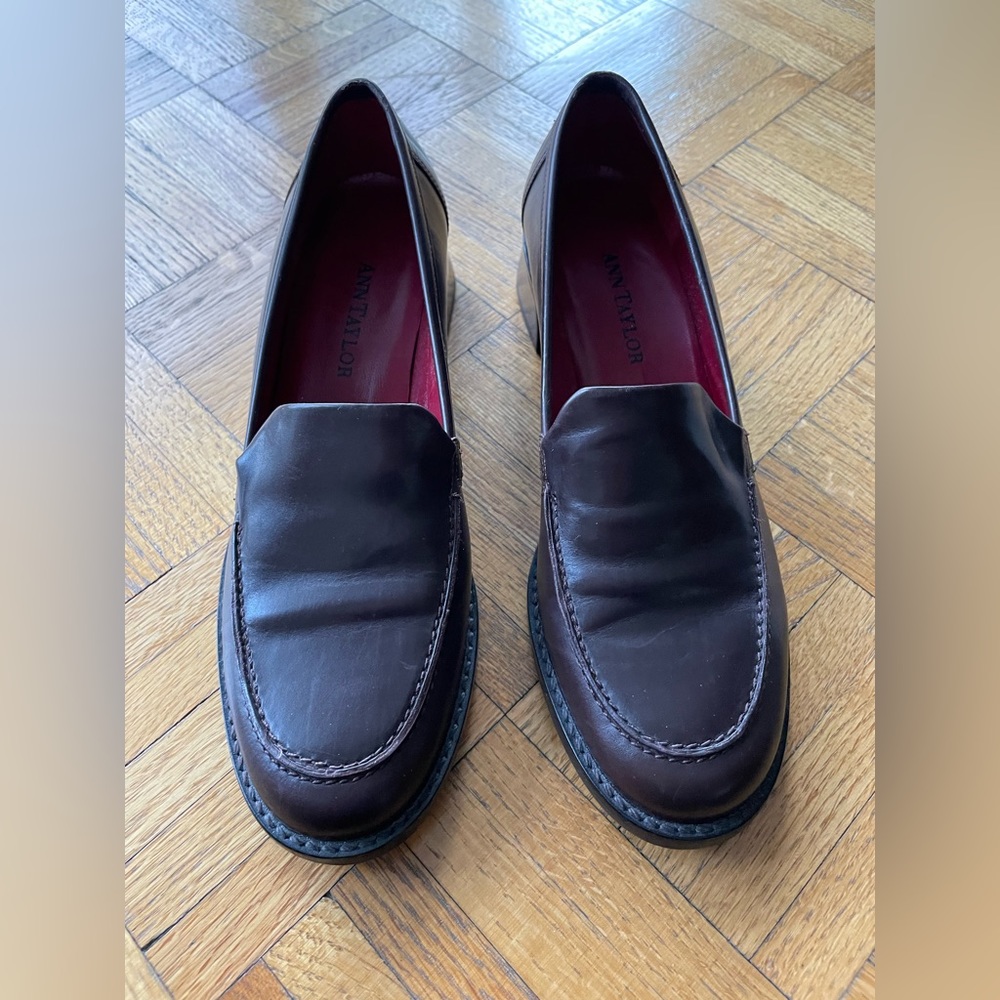 NWOT Ann Taylor Dark Brown Loafers